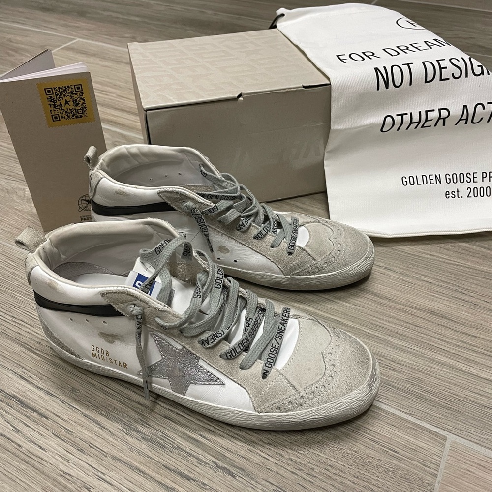 Mid star golden goose size 38